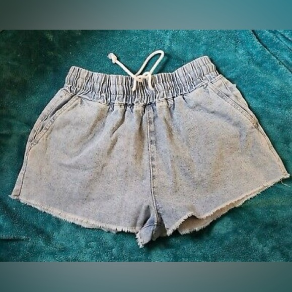 Forever 21 Pants - Forever 21 Light Wash Denim Drawstring Shorts Size Small